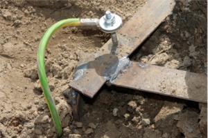 Grounding in the country: system elements and installation technology
