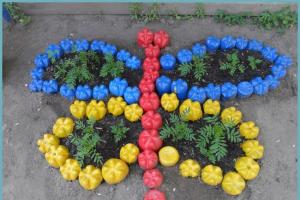 Artesanato de jardim faça você mesmo a partir de garrafas plásticas: ideias úteis para o seu site