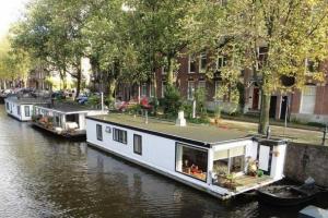 Houseboat projects